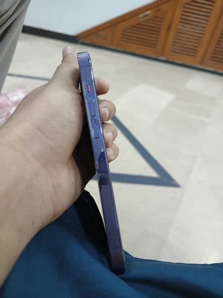 Iphone 14 Pro jv purple 4