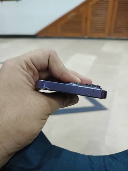 Iphone 14 Pro jv purple 5