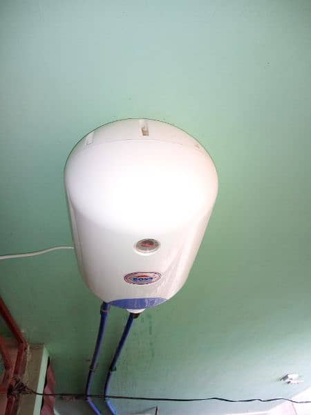 10L Boss Instant Electric Geyser 4