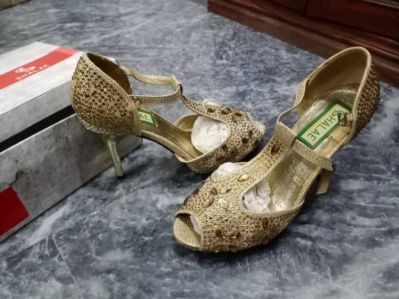 Fancy Bridal/party footwear No. 39 like new just 2 to 3 times used 1