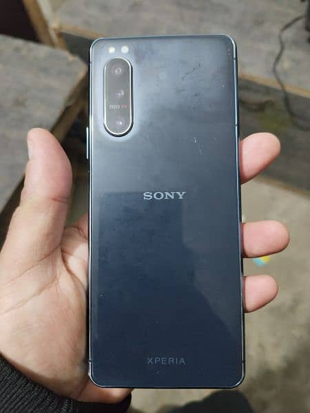 Sony Xperia 5 Mark 2  (5g) 1