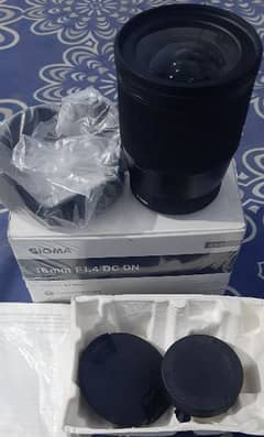 Sigma 16mm 1.4 canon mount in a mint condition 10/10