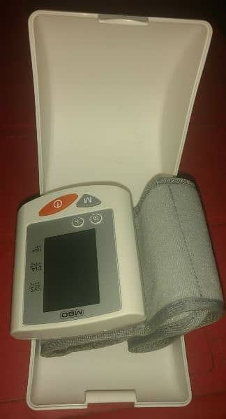 Digital Blood Pressure Monitoring Device 3