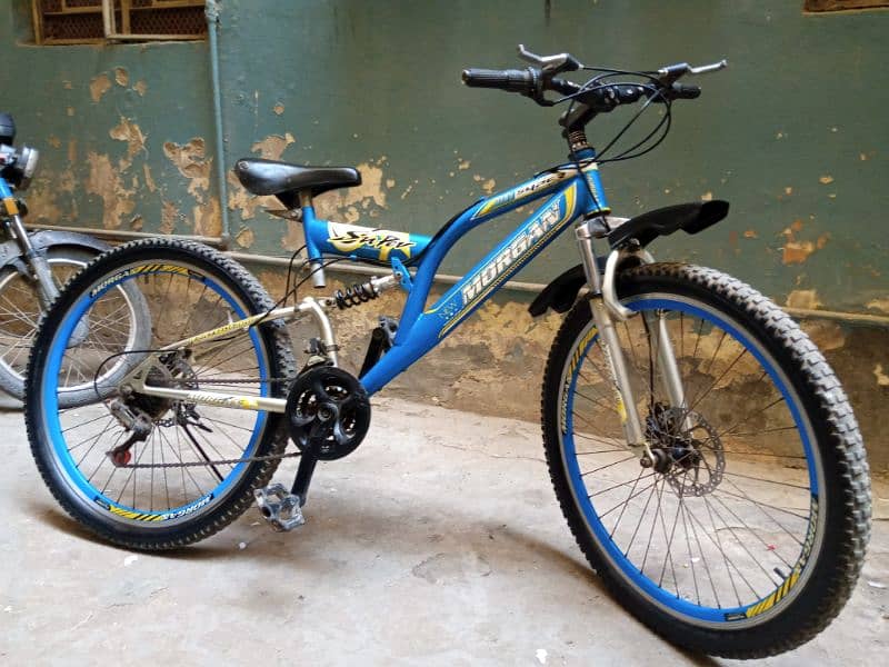 aslamualekom selling bicycle 1