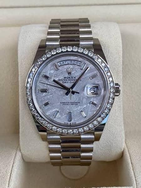 BUYING VINTAGE Rolex Omega Cartier All Brands New Used Diamond Watches 9