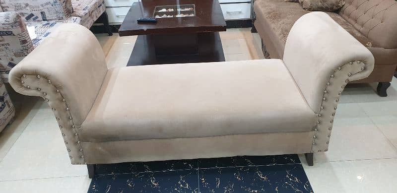 sati sofa for sale 2 seater size hai 4