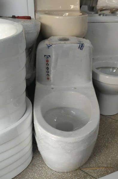 One piece Commod Available holesale price