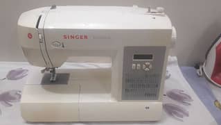 Singer Brilliance 6180 Sewing Machine 0