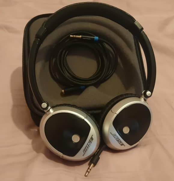 Bose On Ear Headphones 0
