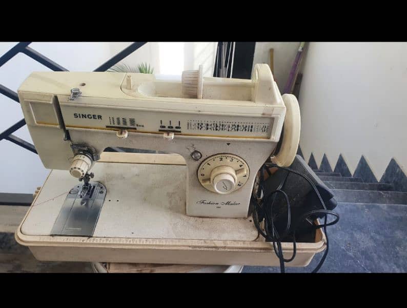 singer sewing machine 3