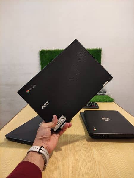 Acer R11 Chromebook Laptop 14