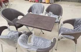 Plastic folding Tables with 6 chairs plastic