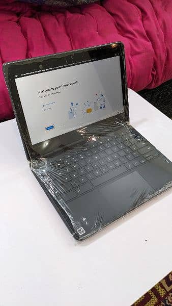 Lenovo touch and type 360 rotatable 0