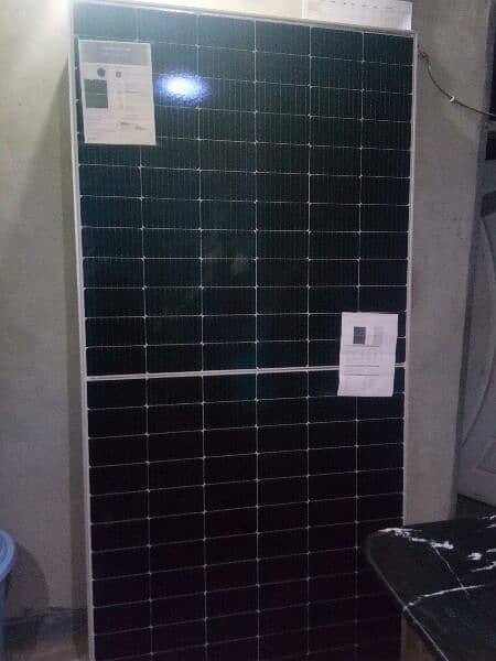 Canadian Hiku6 545 Watt Bifical double Glass solar Panels 11