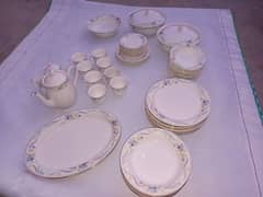 bone china (royal of Japan)8 serving dinner set,tray