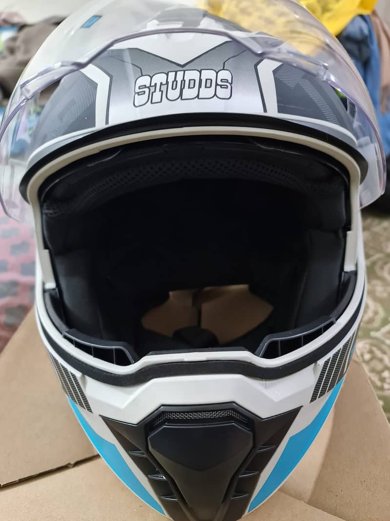 STUDDS Helmet 3