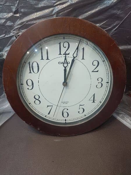Original Antique wall clocks for sale in good price (QUETTA) 3