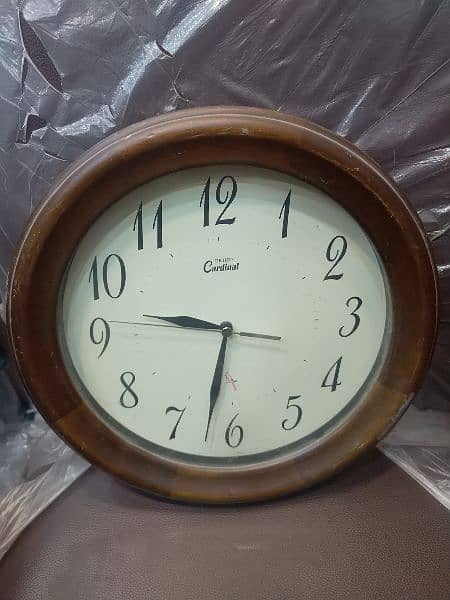 Original Antique wall clocks for sale in good price (QUETTA) 4