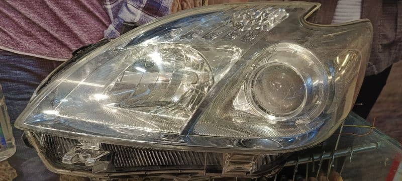 Toyota Prius Genuine Headlights, Toyota lights parts,Accessories,Honda 1