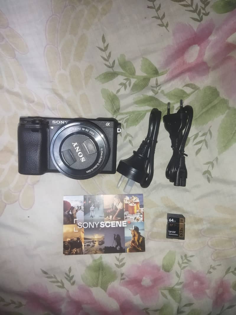 SONY a6400 WITH KIT LENS AND BAG + MEMORY CARD 5
