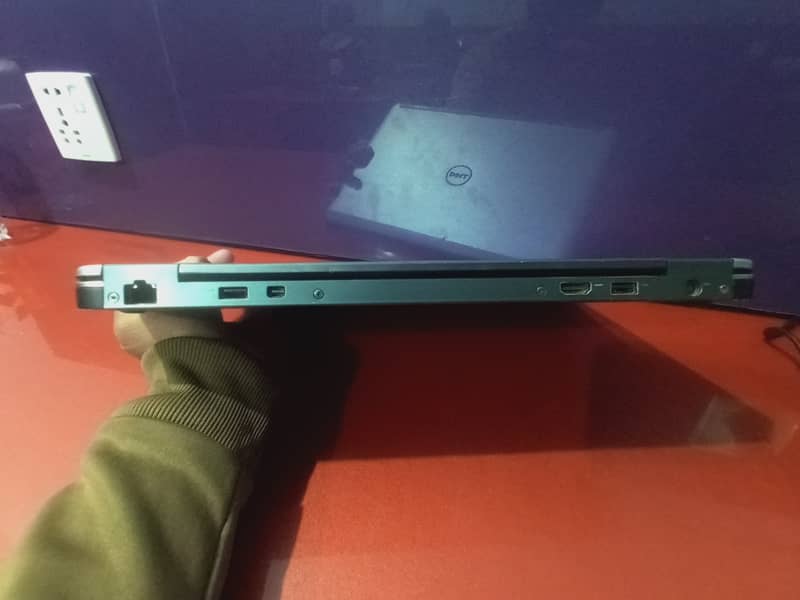 Dell Lattitude E7440 1