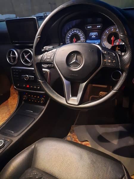 Mercedes A180 2014 sports without ghears , joystick control best fuel 4
