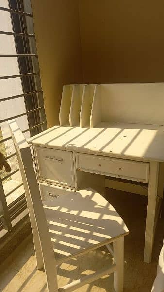 study tables white color for sale 2