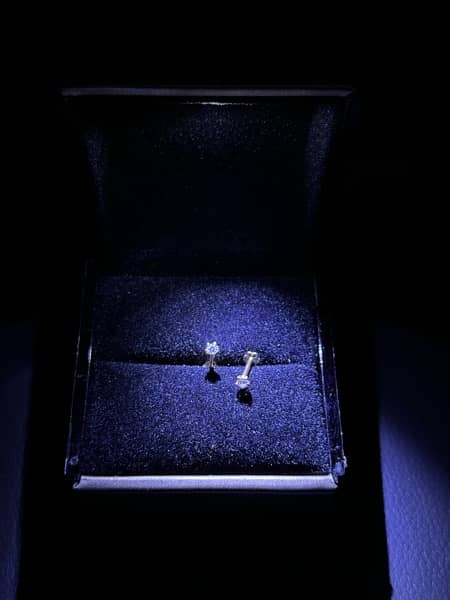 Single Small Diamond Nose Pin 0