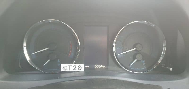 Toyota Corolla Grande Graphite Grey 1.8 Black Interior 7