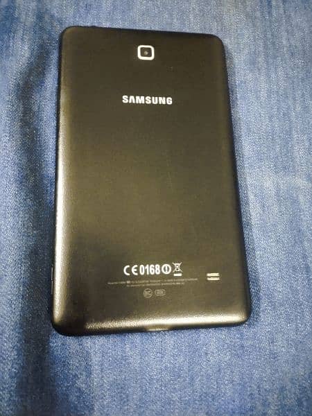 Samsung galaxy tab 4 in good condition 1.5ram 8gb storage 2