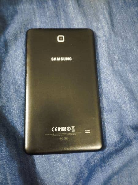 Samsung galaxy tab 4 in good condition 1.5ram 8gb storage 6