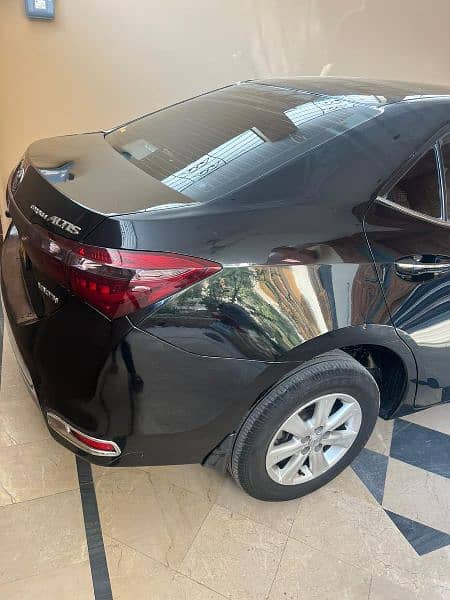 Toyota Corolla Altis 1.8 without sunroof 1