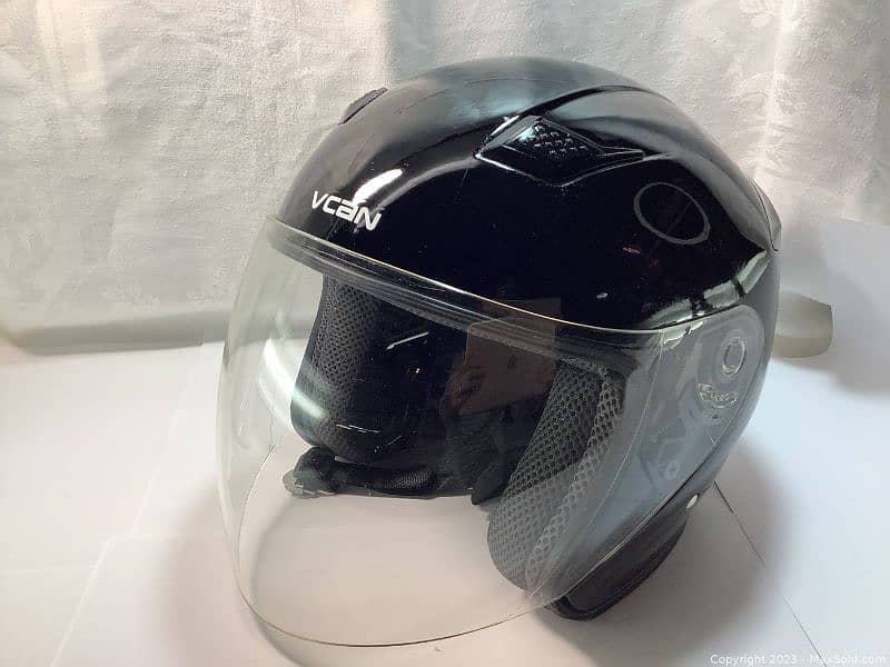 Vcan Helmet With Box Branded. 0