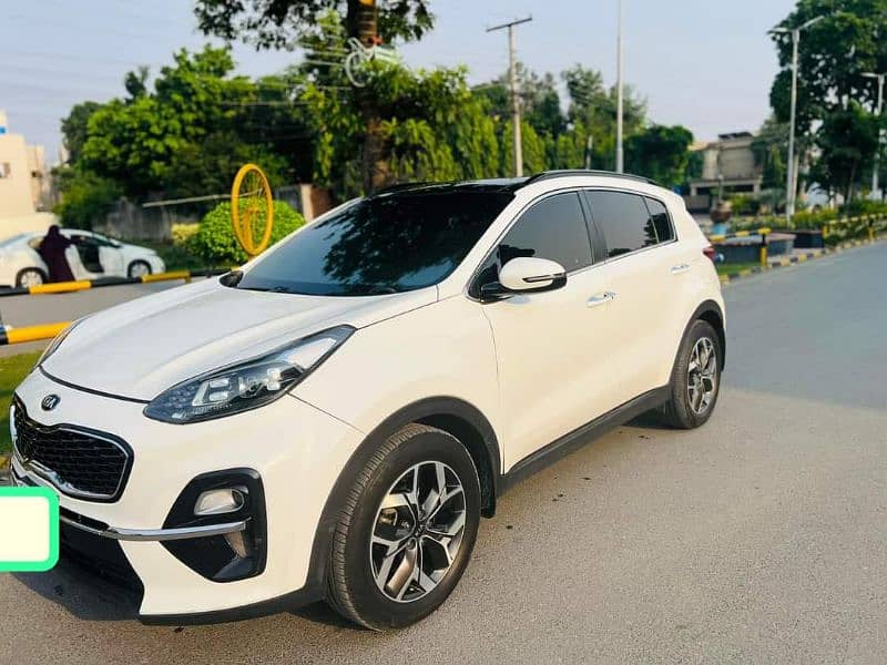 Kia Sportage 2022 model Available With Driver Daily and Monthly Basis. 2