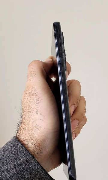 Oneplus 9 5g 12/256 Scratchless condition 8