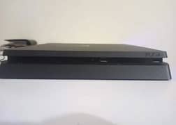 PS4 Slim 500 Gb - Jet black 0