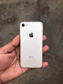 I phone 7/128 gb pta approved 79 battery health 0321/7378024 0