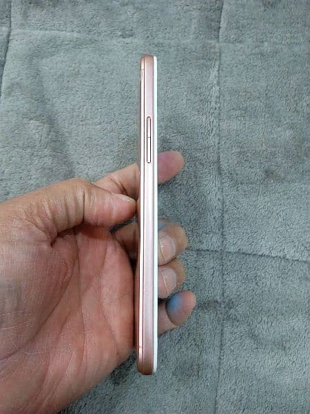 OPPO A57 4+64 for sale with complete box 03334812233 3