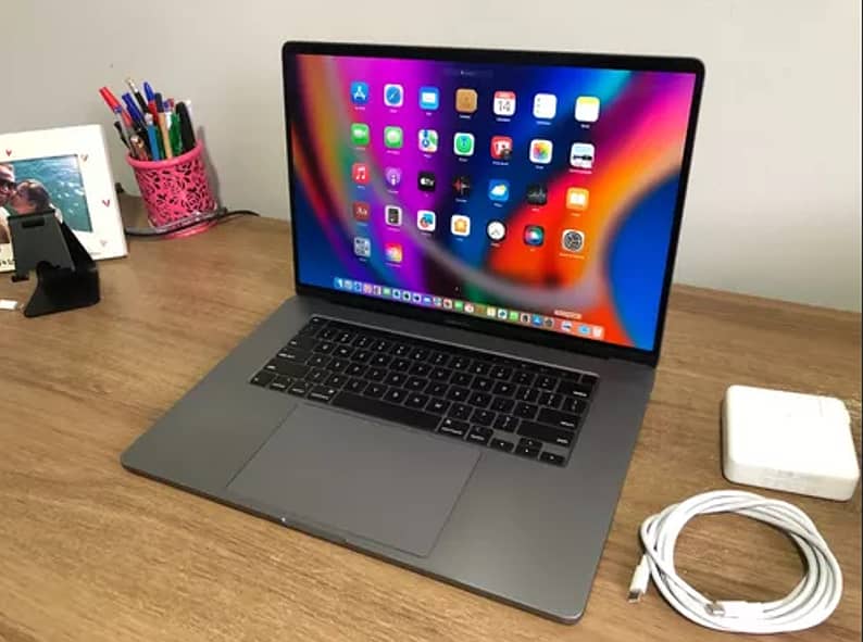 MACBOOK PRO LATE 2019 16 INCH TOUCHBAR I7 8 CORE 2.6 16GB RAM 512GBSSD 1