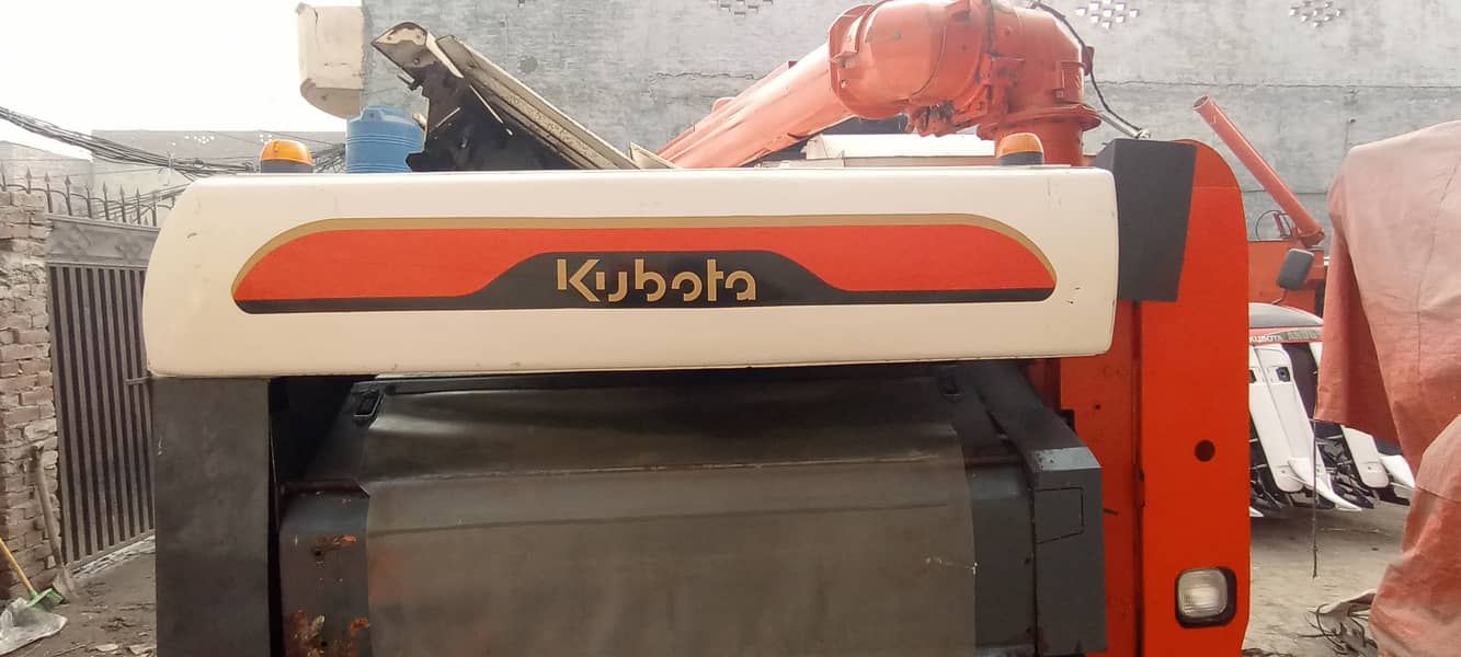 KUBOTA HARVESTER ARN 105 FRESH IMPORT RECONDITION 19