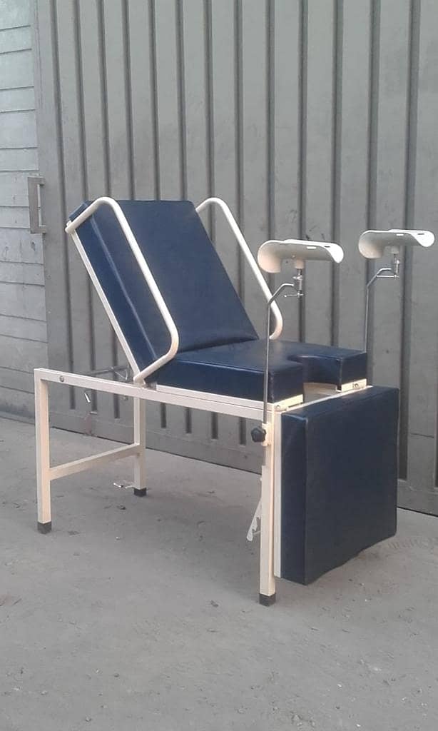 Manufacturer of Delivery table / Gynae Bed Complete Hospital Furniture 19