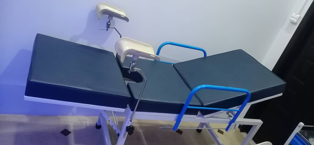 Manufacturer of Delivery table / Gynae Bed Complete Hospital Furniture 7