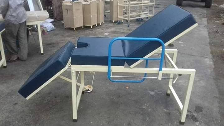 Manufacturer of Delivery table / Gynae Bed Complete Hospital Furniture 8
