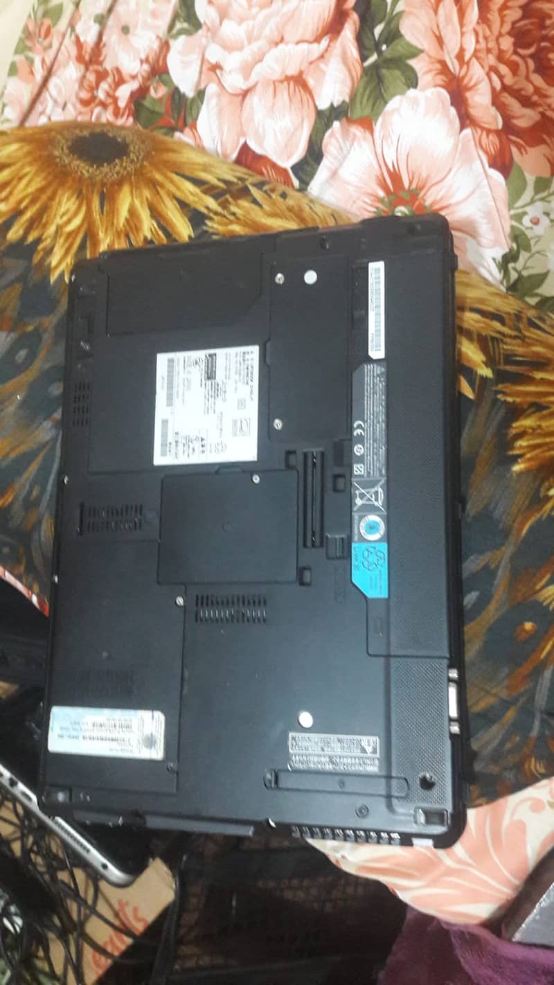 fujitsu lifebook laptop 1