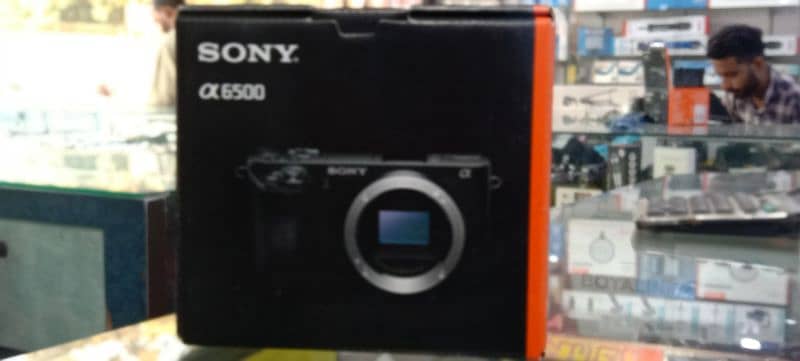 DSLR Camera Starting price 11500/- with 1 year warranty 03432112702 9