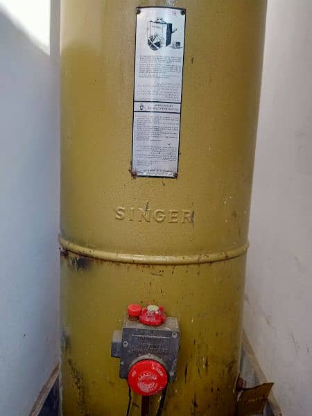 Geyser 12k and Water Pump 10k, Urgent Sale. 1
