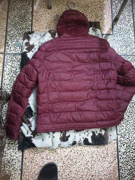 parka jacket condition 10 by 10 no repair 1