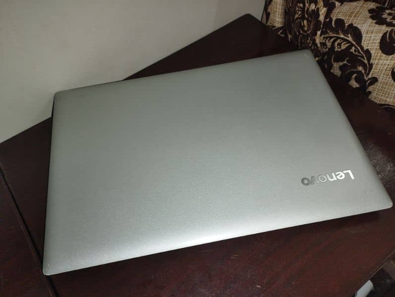 Laptop i5 8th generation hot sale 8gb ram 1tb hdd