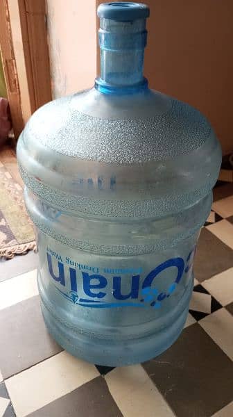 19 Litre New Smooth Bottle. 7