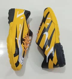 Import Quality Football Gripper / Shoes Futsal Shoes / Gripper